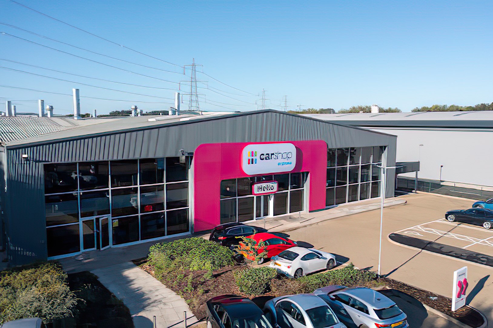 CarShop showroom exterior, Leighton Buzzard