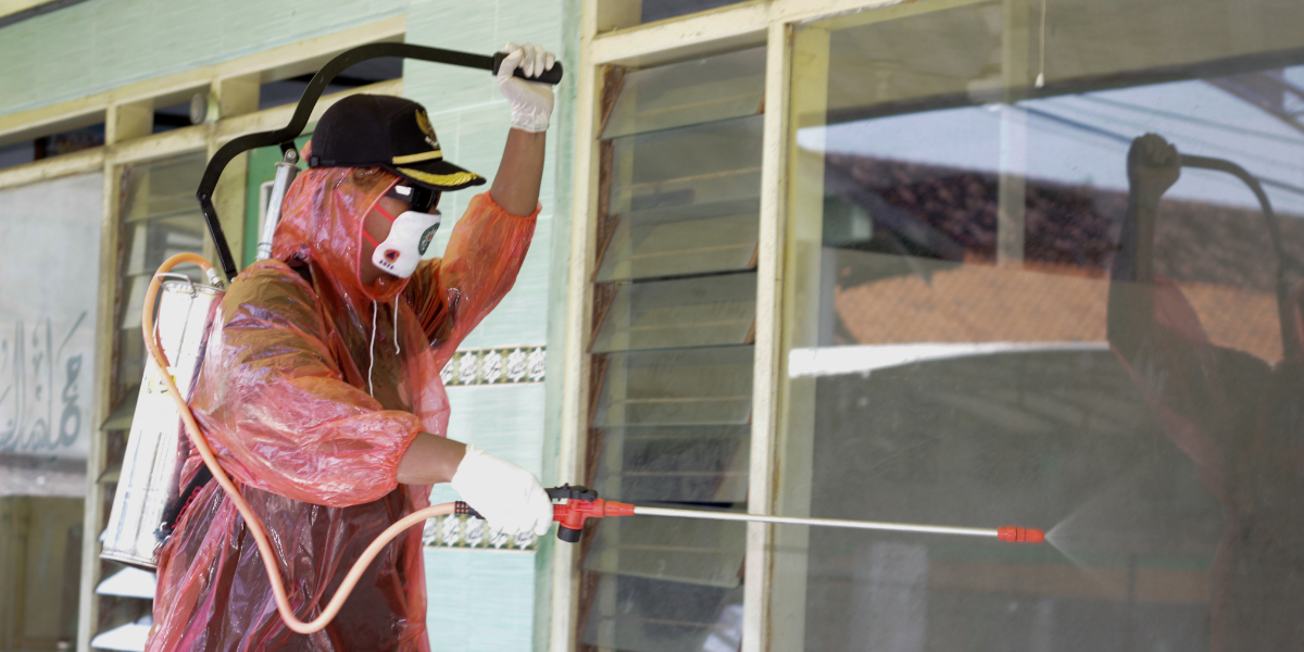 How Shop Front Spray Painting Can Revitalize Shops and Offices in Barton-le-Clay